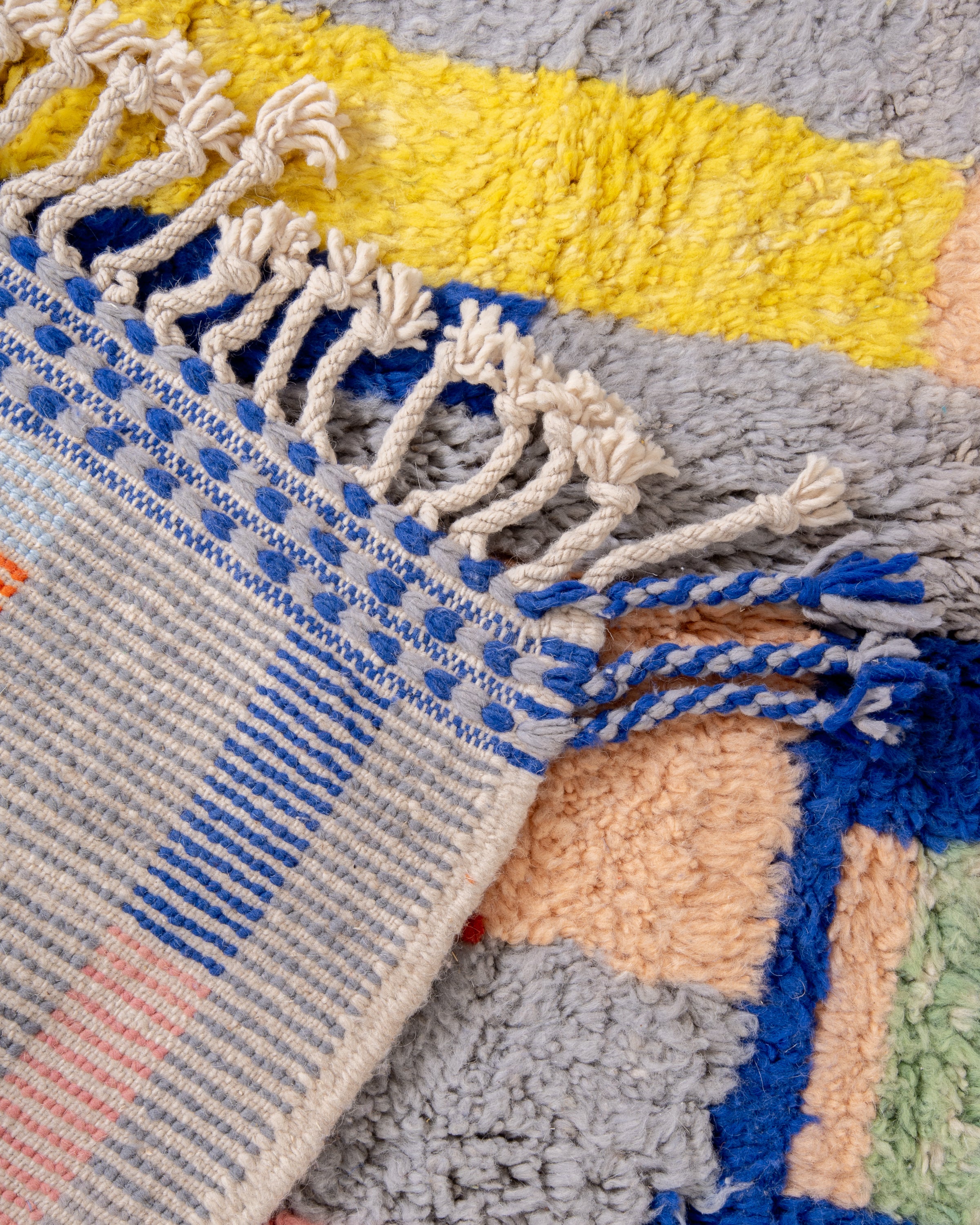 Modern designer handcrafted Berber rug from morocco Beniourain with beautiful colors and patterns